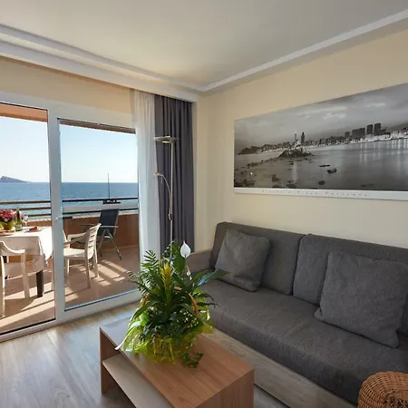 沙丘套房酒店 *